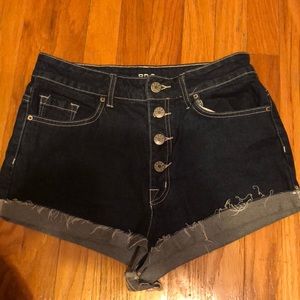 ♦️3 for $15♦️ BDG Shorts